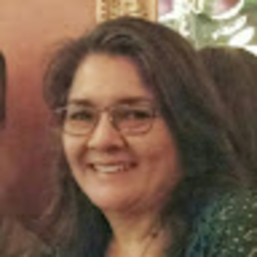 Meet your Posher, Lorraine